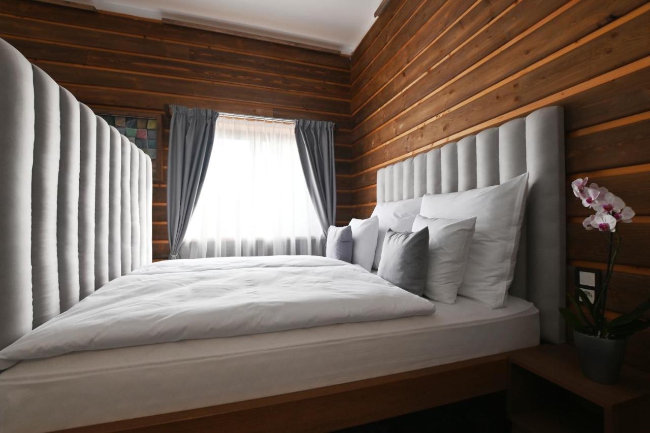 Apartmany Spessart Chomutov Luaran gambar